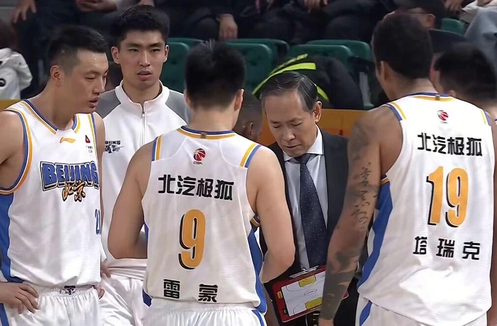 比利亚雷亚尔规划九名租借回归球员的未来