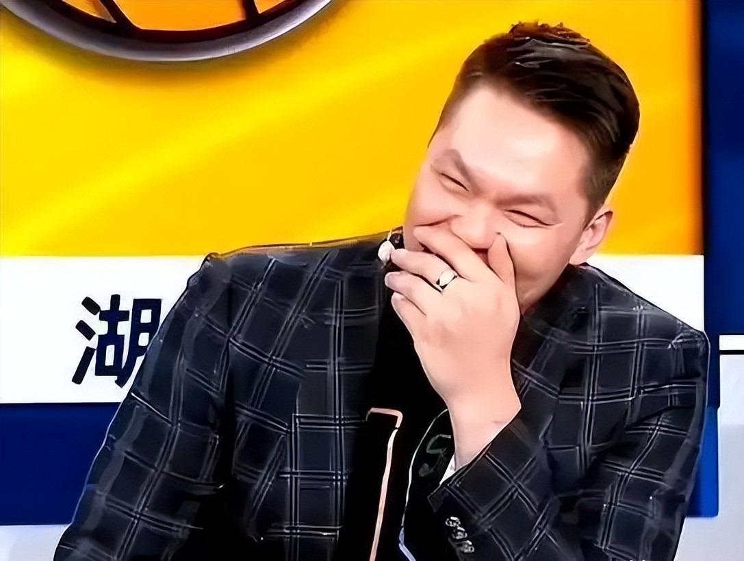 正式官宣！王岚嵚终于回家了，签约山东，补强后场，合同长达4年